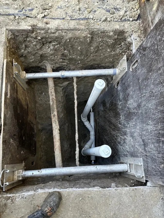 Experienced plumber completing Gas Line Repair work in Camden
